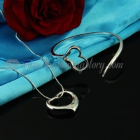 heart pendant necklaces and cuff bangles bracelets jewelry sets