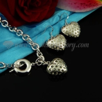 openwork toggle necklaces and heart earrings jewelry sets